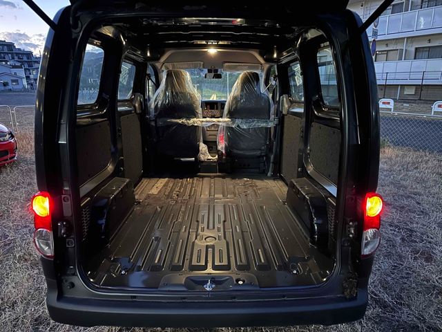 NISSAN NV200 VANETTE van 2021