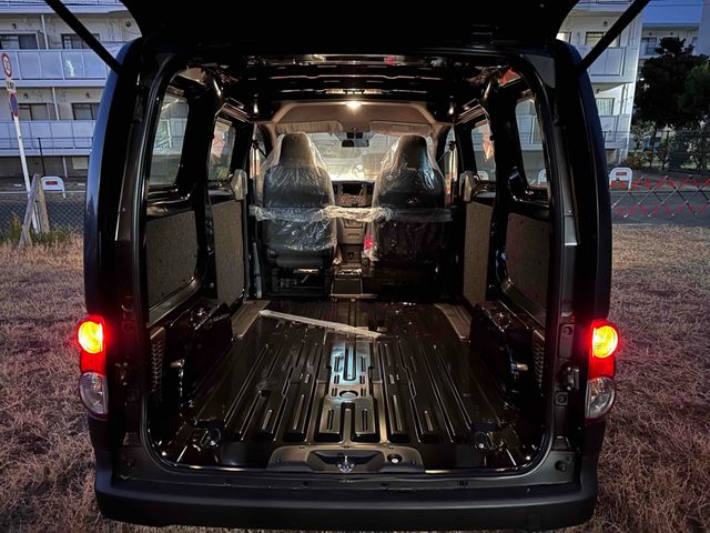 NISSAN NV200 VANETTE van 2021