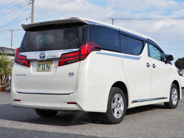 TOYOTA ALPHARD hybrid 4WD 2021