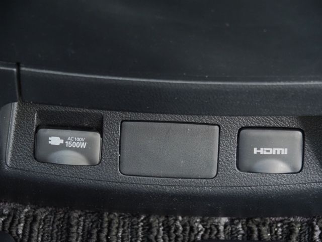 TOYOTA ALPHARD hybrid 4WD 2021