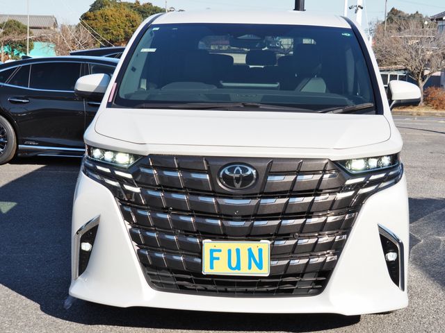 TOYOTA ALPHARD hybrid 4WD 2023