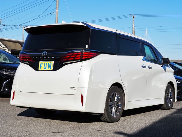 TOYOTA ALPHARD hybrid 4WD 2023