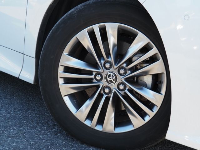 TOYOTA ALPHARD hybrid 4WD 2023