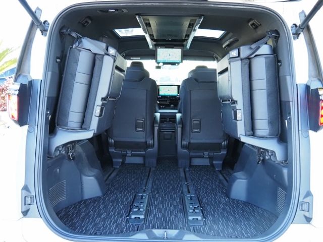 TOYOTA ALPHARD hybrid 4WD 2023