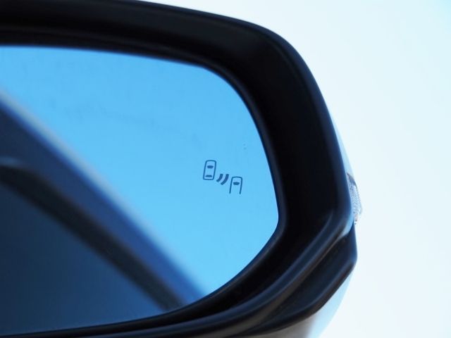 TOYOTA ALPHARD hybrid 4WD 2023