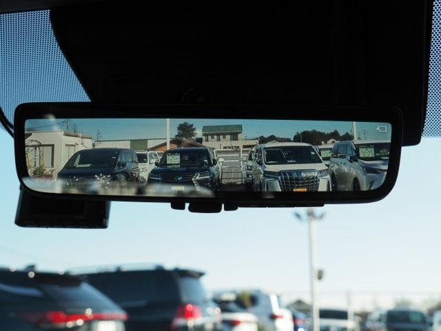 TOYOTA ALPHARD hybrid 4WD 2023