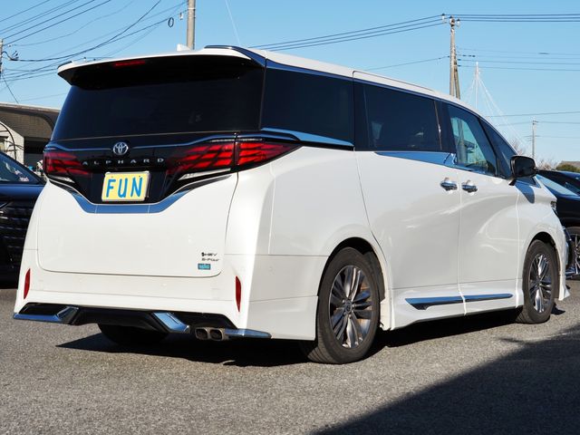TOYOTA ALPHARD hybrid 4WD 2023