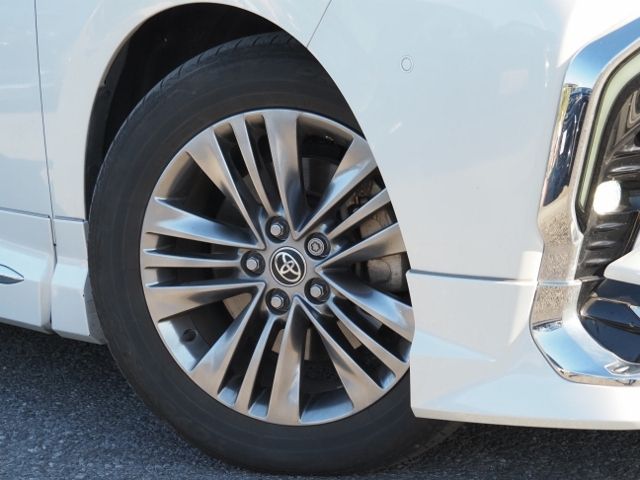 TOYOTA ALPHARD hybrid 4WD 2023