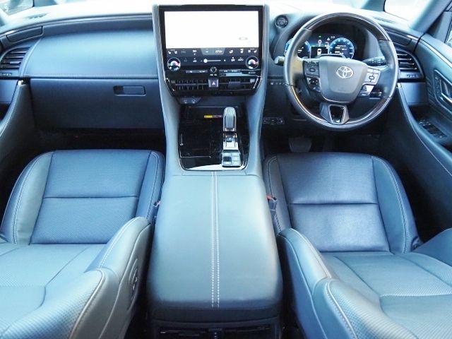 TOYOTA ALPHARD hybrid 4WD 2023