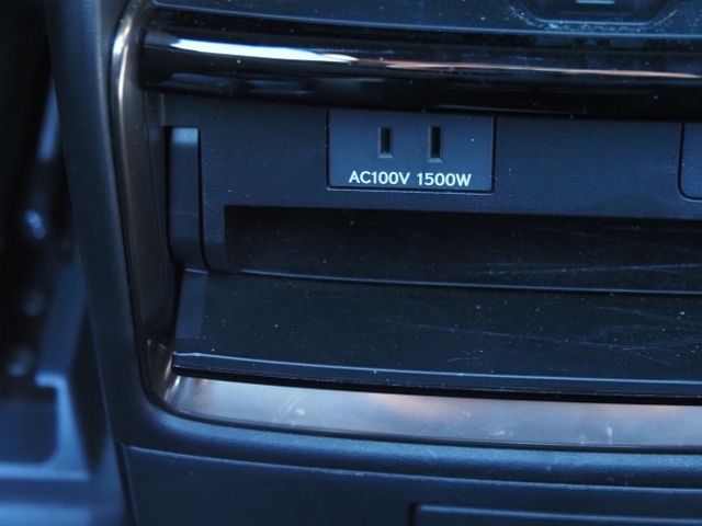 TOYOTA ALPHARD hybrid 4WD 2023