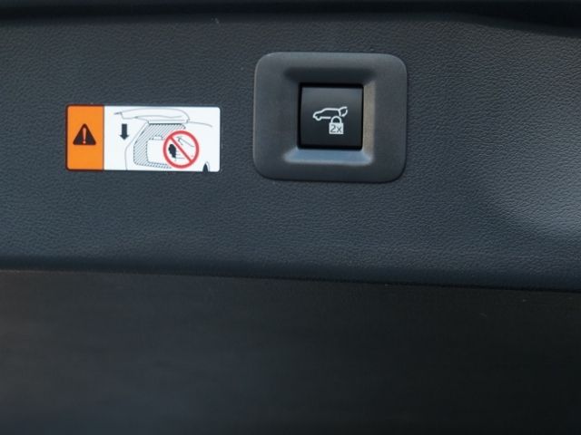 TOYOTA ALPHARD hybrid 4WD 2023