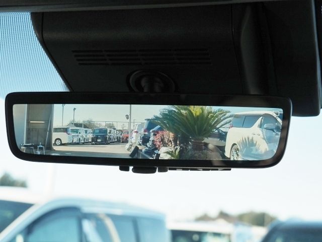 TOYOTA ALPHARD hybrid 4WD 2023