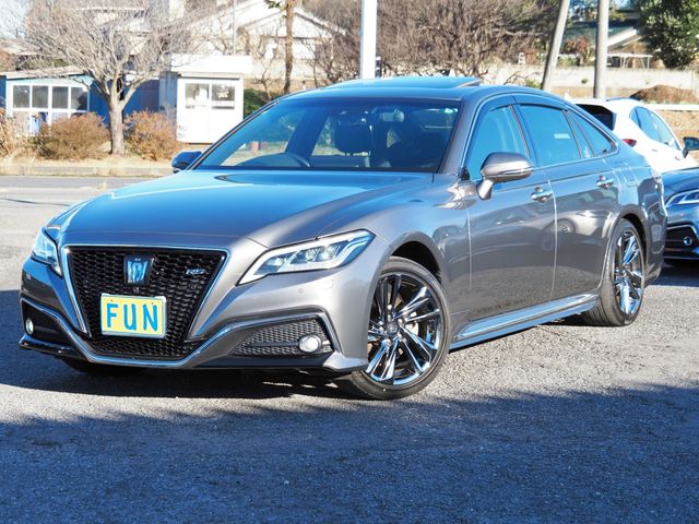 TOYOTA CROWN sedan hybrid 4WD 2021