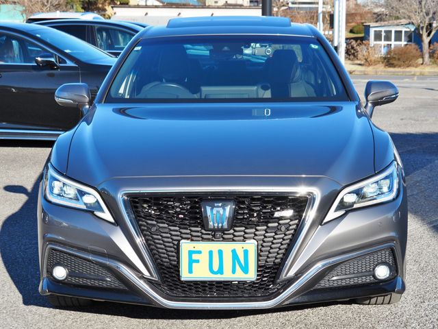 TOYOTA CROWN sedan hybrid 4WD 2021