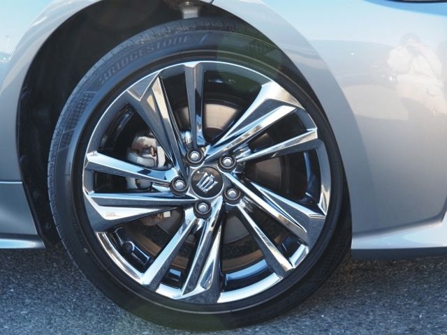 TOYOTA CROWN sedan hybrid 4WD 2021