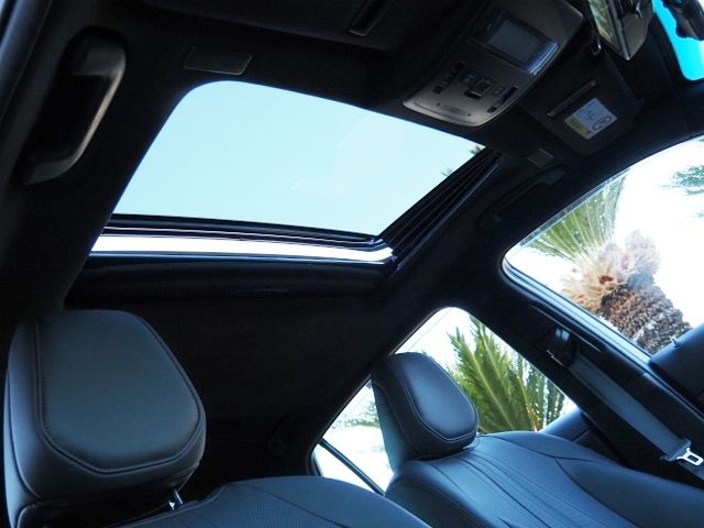 TOYOTA CROWN sedan hybrid 4WD 2021