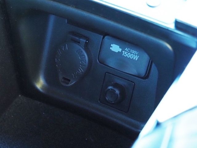 TOYOTA CROWN sedan hybrid 4WD 2021