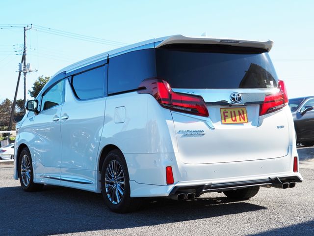 TOYOTA ALPHARD 2021