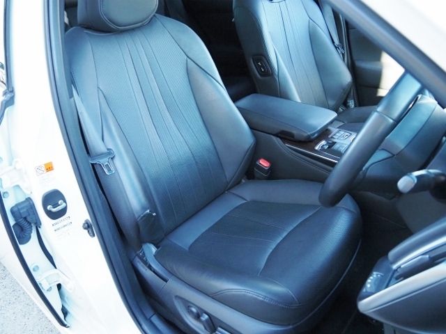 TOYOTA CROWN sedan hybrid 2022