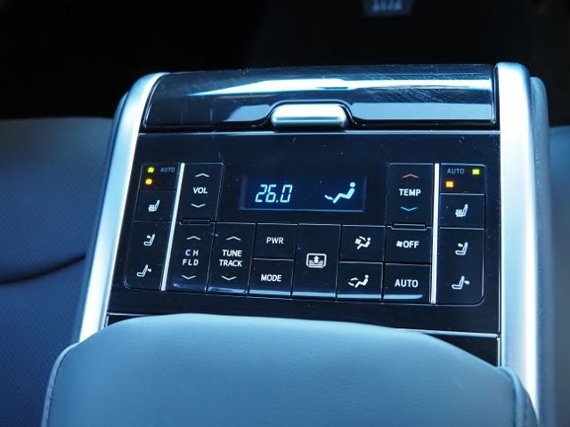 TOYOTA CROWN sedan hybrid 2022