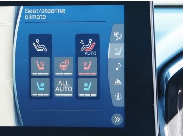 TOYOTA CROWN sedan hybrid 2022