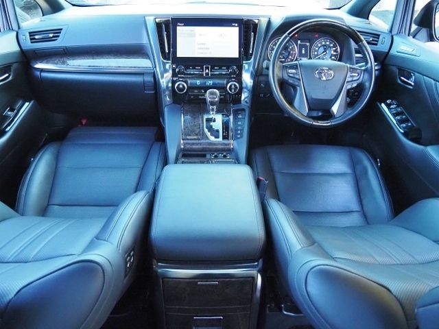 TOYOTA ALPHARD 4WD 2020