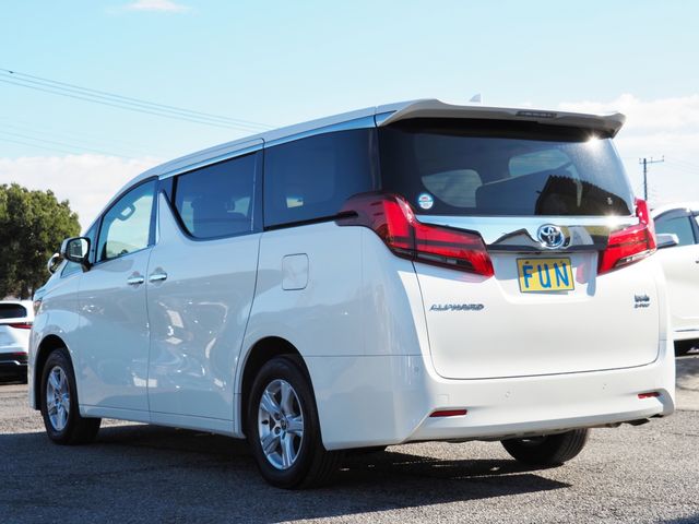 TOYOTA ALPHARD hybrid 4WD 2023