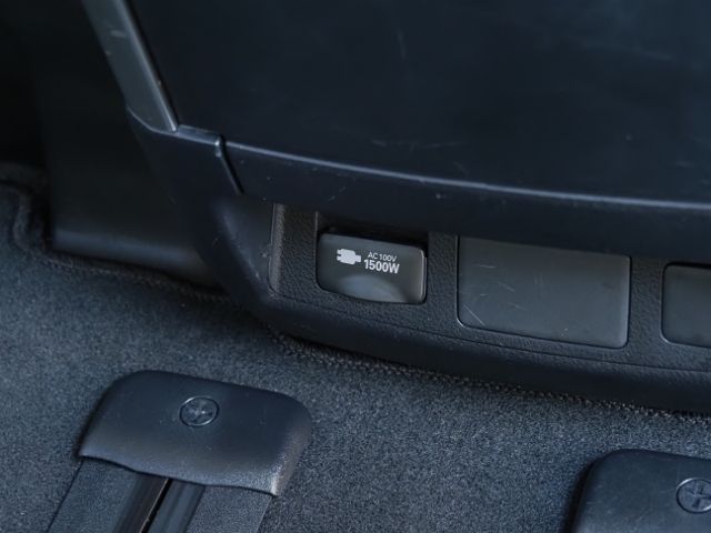 TOYOTA ALPHARD hybrid 4WD 2023