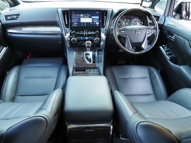 TOYOTA ALPHARD 4WD 2020