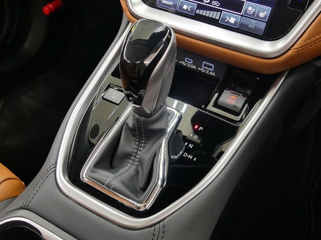 SUBARU LEGACY OUTBACK 2025