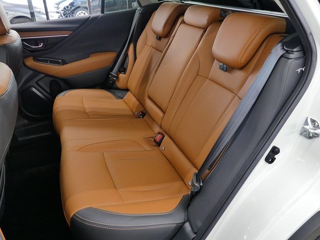 SUBARU LEGACY OUTBACK 2025