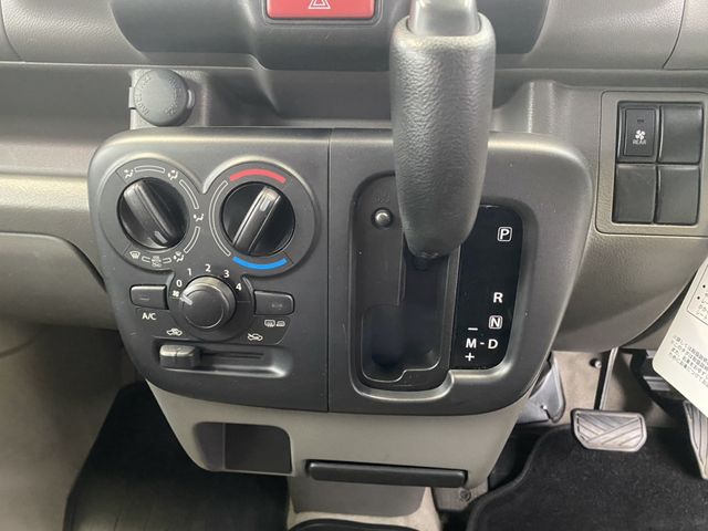 NISSAN NV100 CLIPPER 4WD 2015