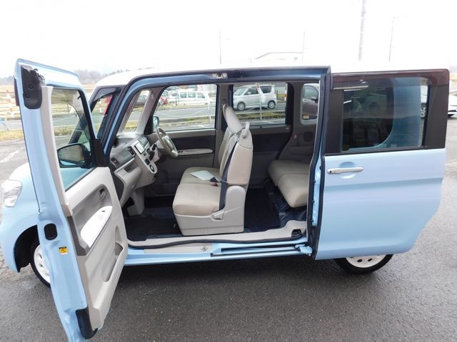 DAIHATSU TANTO 4WD 2018