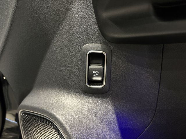 MERCEDES BENZ MERCEDES BENZ GLA class 2024