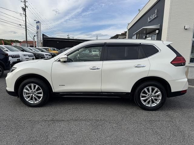 NISSAN X-TRAIL HYBRID 4WD 2019