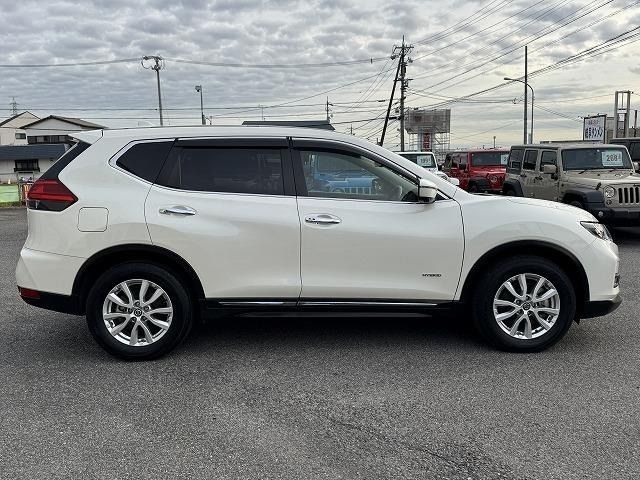 NISSAN X-TRAIL HYBRID 4WD 2019