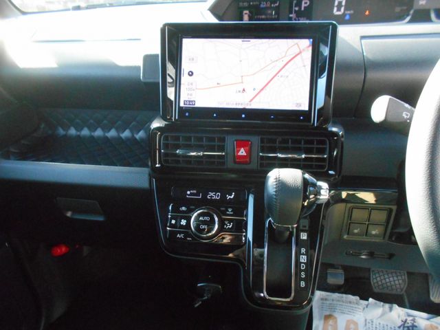 DAIHATSU TANTO CUSTOM 4WD 2021