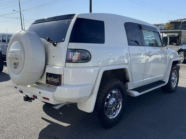TOYOTA FJ CRUISER 4WD 2012