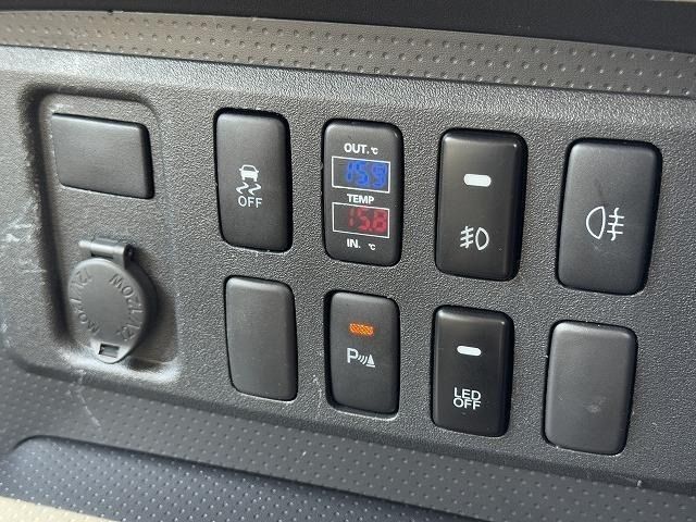 TOYOTA FJ CRUISER 4WD 2012