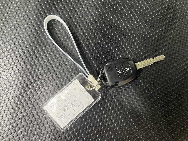 TOYOTA SUCCEED van 2WD 2015