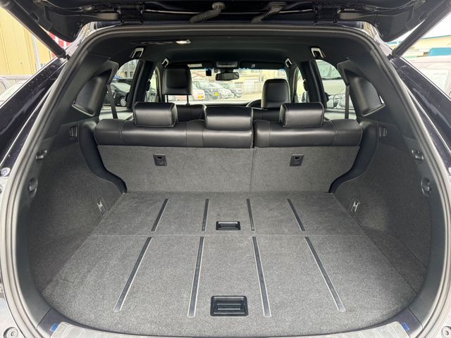 TOYOTA HARRIER 2WD 2019