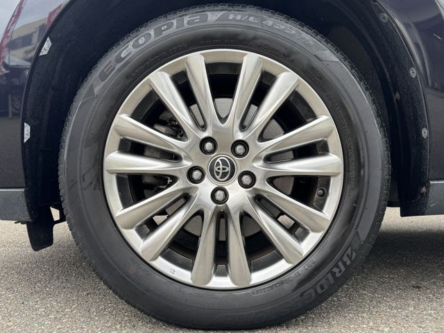 TOYOTA HARRIER 2WD 2019