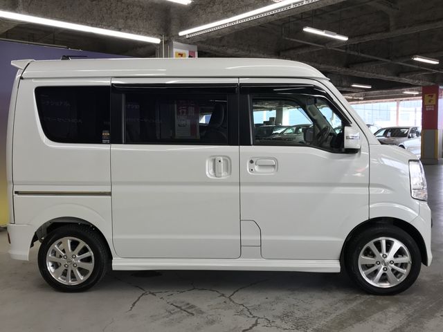 NISSAN NV100 CLIPPER RIO 4WD 2022