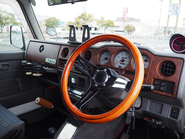 SUZUKI JIMNY 4WD 1997