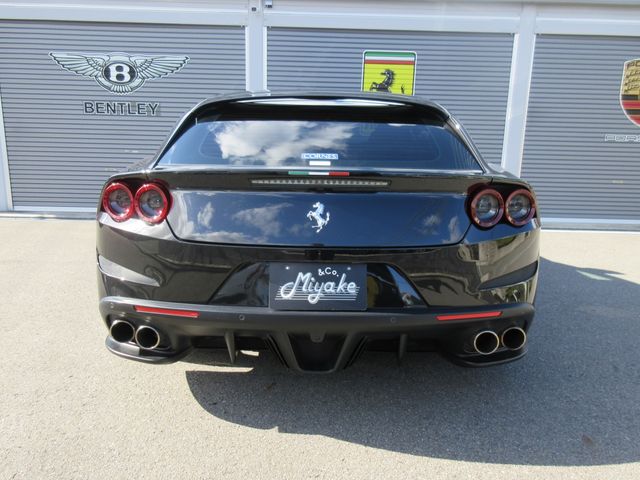 FERRARI FERRARI GTC4 LUSSO T 2020