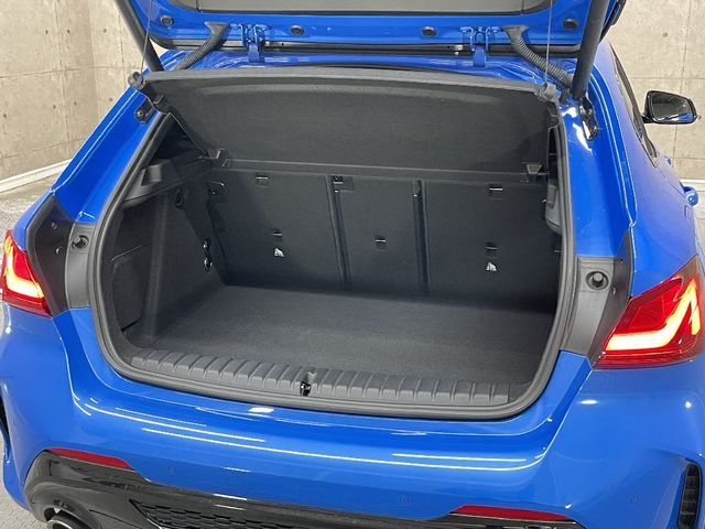 BMW BMW 1series 2023