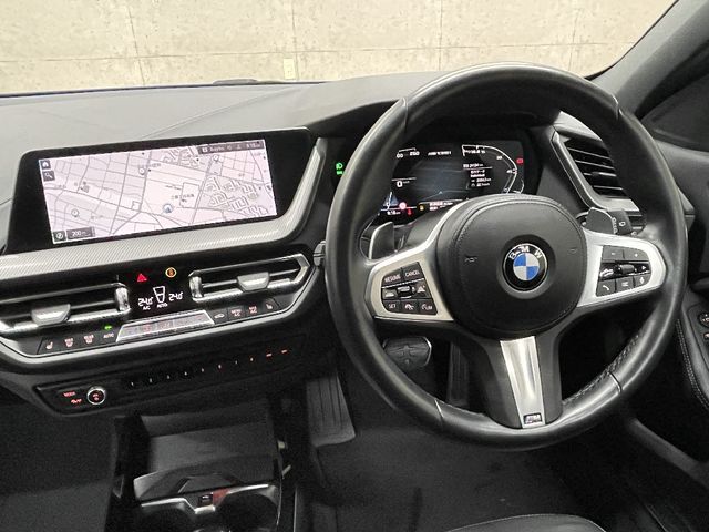 BMW BMW 1series 2023