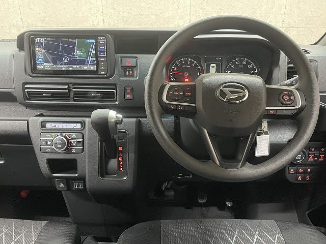 DAIHATSU ATRAI van 4WD 2025