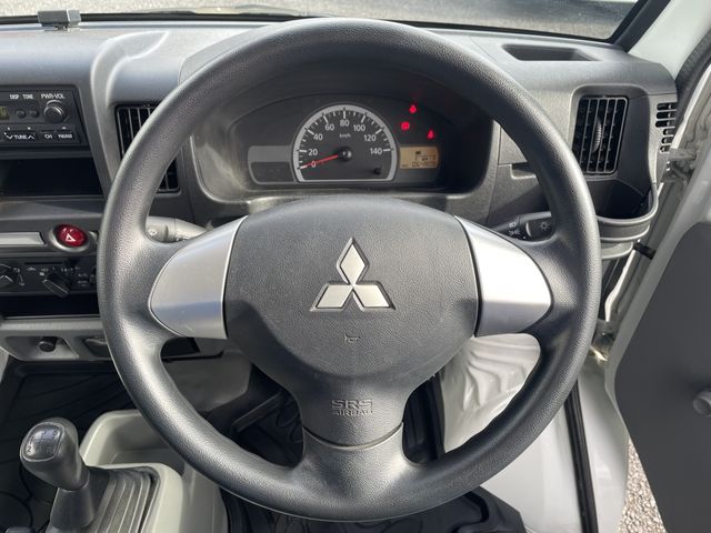 MITSUBISHI MINICAB truck 4WD 2012