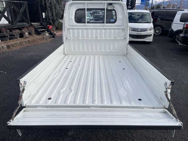 MITSUBISHI MINICAB truck 4WD 2012